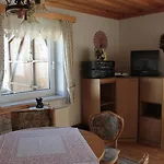 Ganhoer- Fam. Kaar Apartman *